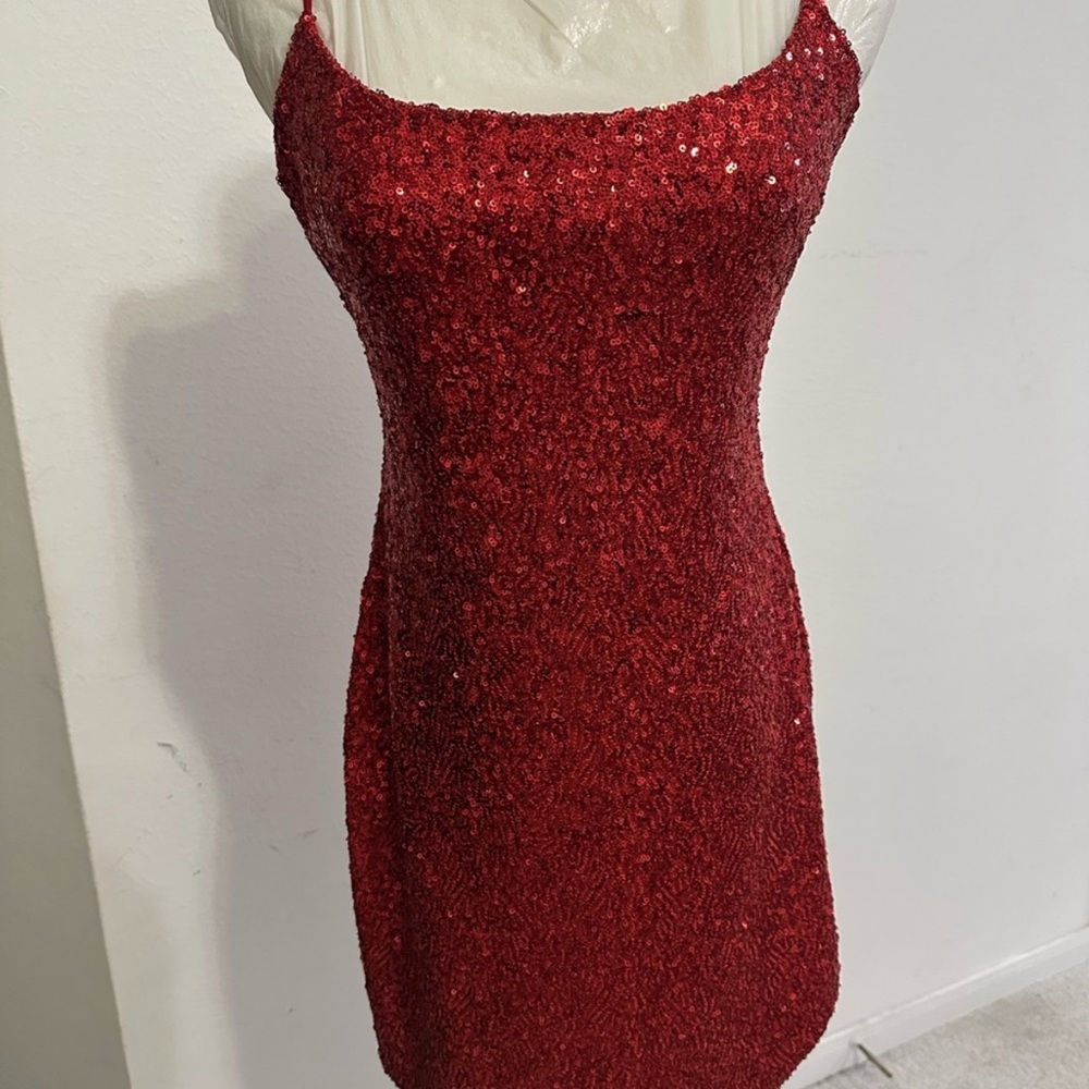 Elegant Red Sequin Dress